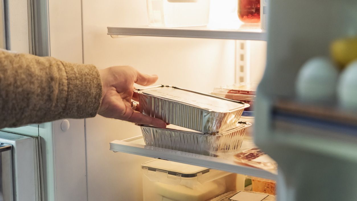 ¿Cuánto dura la carne cocinada en la nevera? claves para conservarla